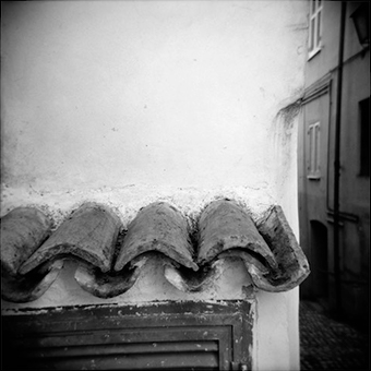 Ceramic Roof Detail